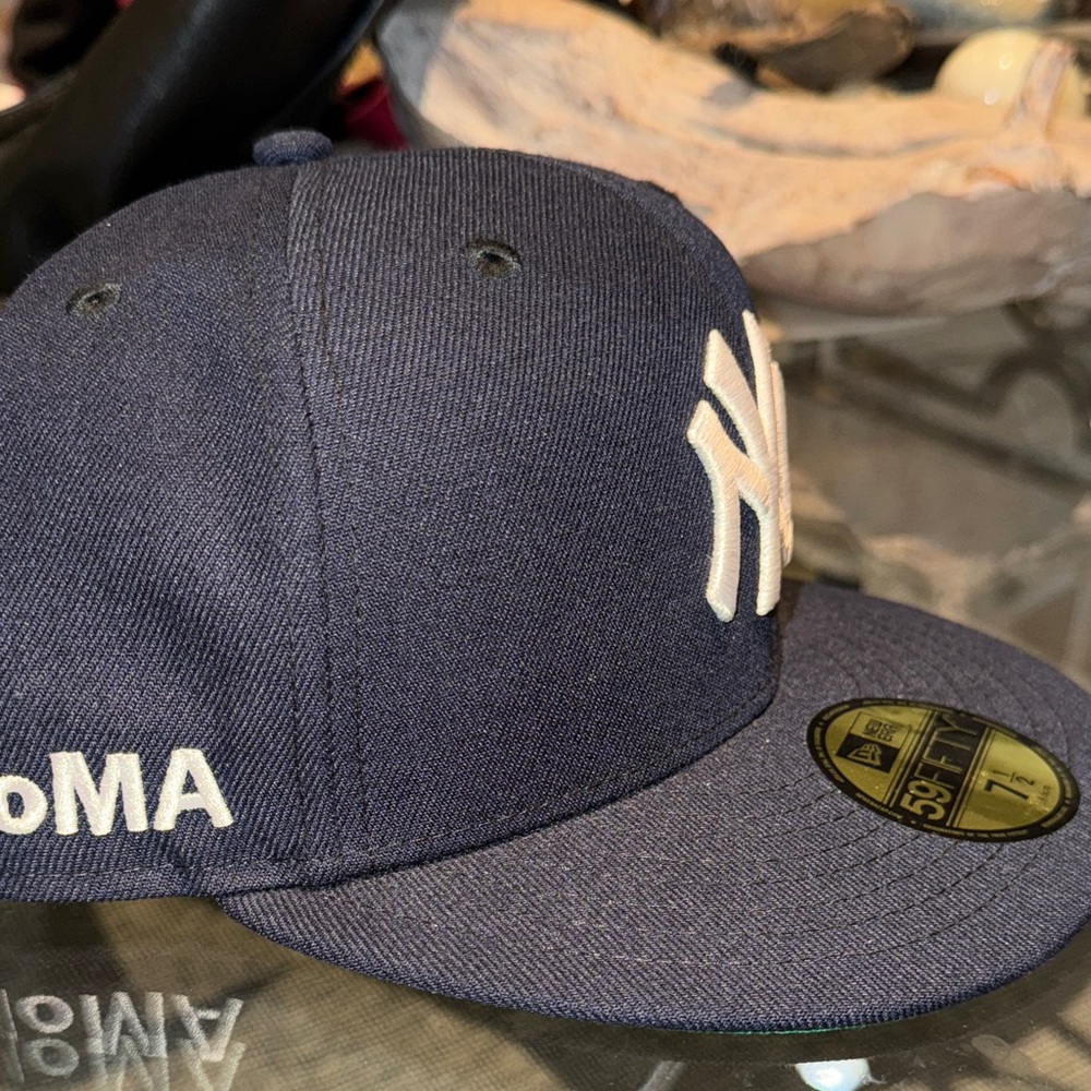 NewEra MoMA NewYork Yankees 59FIFTY Hat - Picture 3 of 15